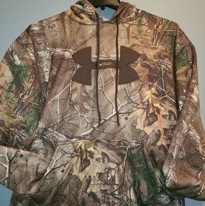 Under Armour Storm hoodie